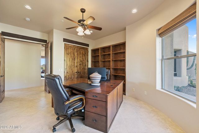 4252 N DIAMOND Point, Mesa, AZ 85207