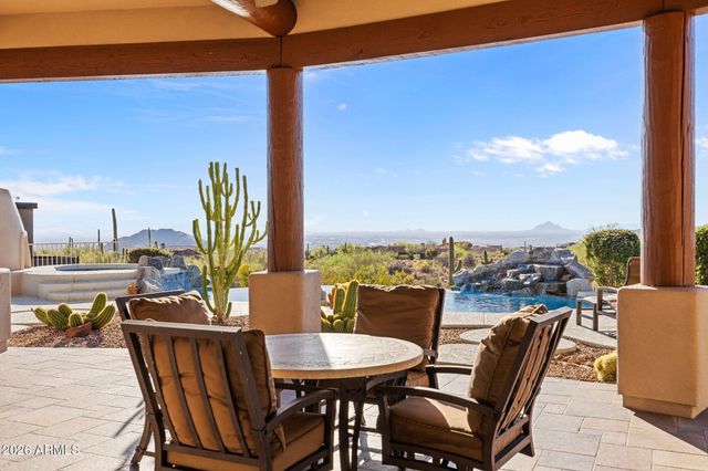 4252 N DIAMOND Point, Mesa, AZ 85207