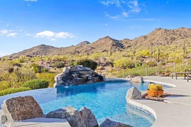 4252 N DIAMOND Point, Mesa, AZ 85207