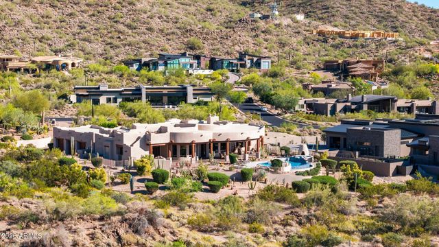 4252 N DIAMOND Point, Mesa, AZ 85207