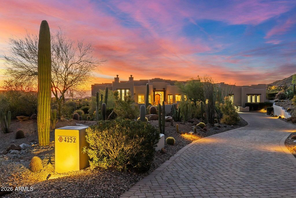 4252 N DIAMOND Point, Mesa, AZ 85207 — photo 5