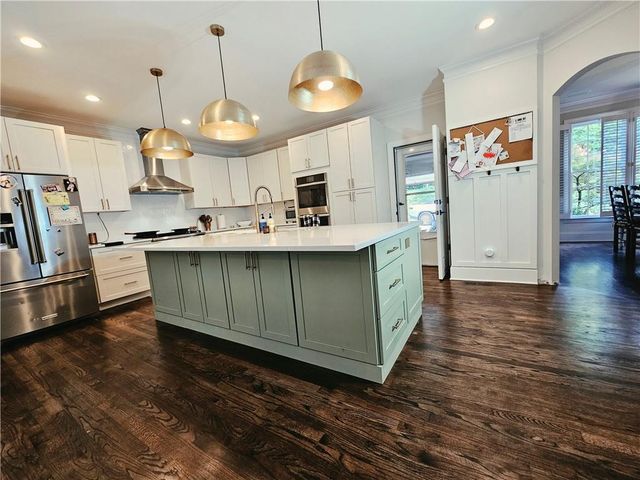 6860 Sterling Drive, Suwanee, GA 30024