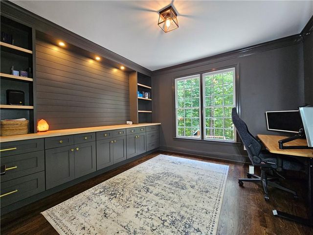 6860 Sterling Drive, Suwanee, GA 30024
