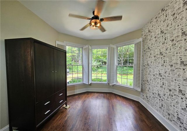6860 Sterling Drive, Suwanee, GA 30024