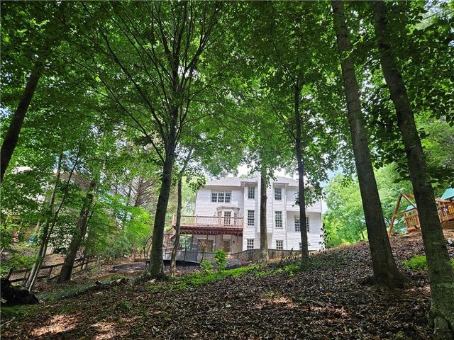 6860 Sterling Drive, Suwanee, GA 30024