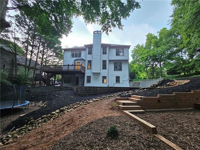6860 Sterling Drive, Suwanee, GA 30024