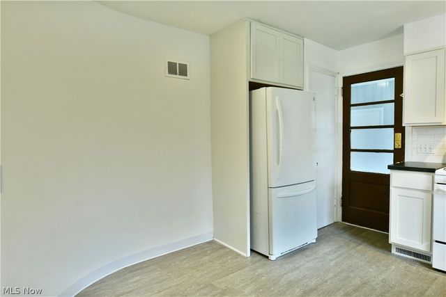 2262 Niles Cortland Road NE, Cortland, OH 44410