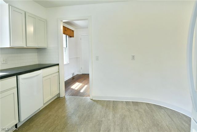 2262 Niles Cortland Road NE, Cortland, OH 44410