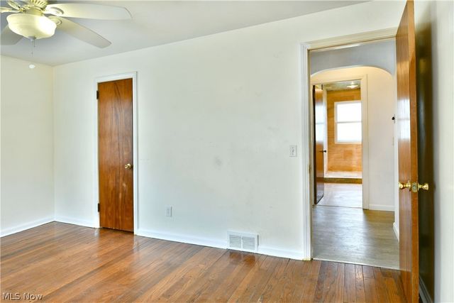 2262 Niles Cortland Road NE, Cortland, OH 44410