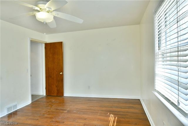 2262 Niles Cortland Road NE, Cortland, OH 44410