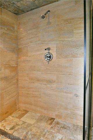 2262 Niles Cortland Road NE, Cortland, OH 44410