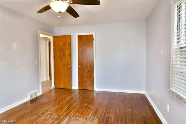 2262 Niles Cortland Road NE, Cortland, OH 44410