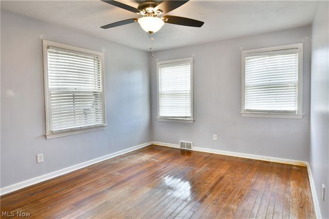 2262 Niles Cortland Road NE, Cortland, OH 44410