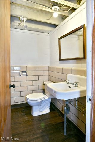 2262 Niles Cortland Road NE, Cortland, OH 44410