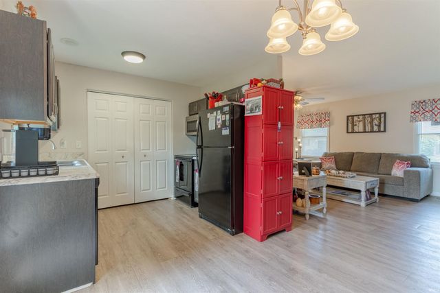 2840 Squire Lane, Evansville, IN 47715