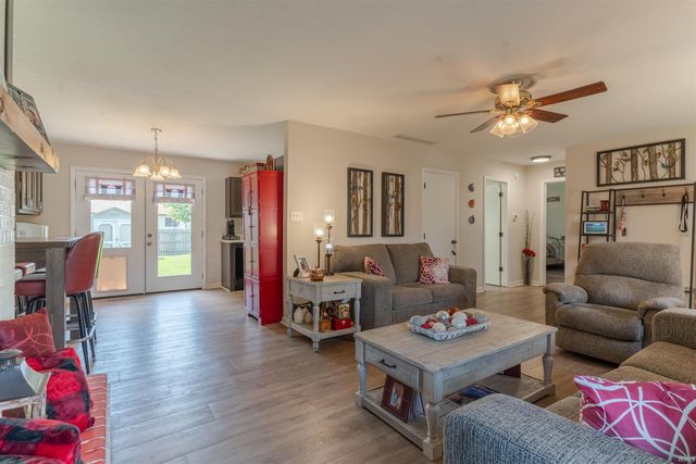 2840 Squire Lane, Evansville, IN 47715