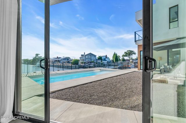 1826 Southeast Drive, Point Pleasant, NJ 08742