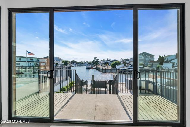 1826 Southeast Drive, Point Pleasant, NJ 08742