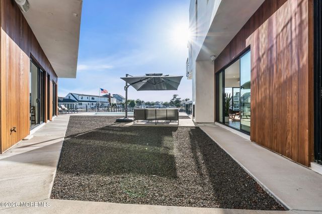 1826 Southeast Drive, Point Pleasant, NJ 08742