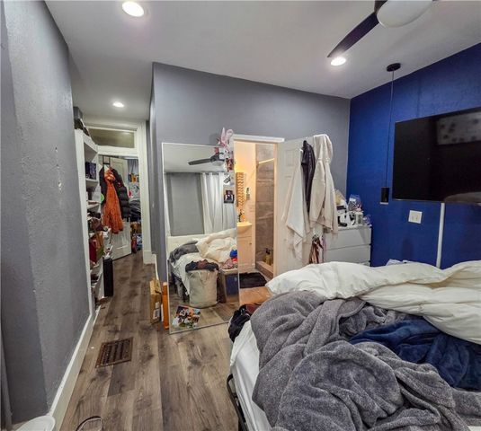 1809 Rialto St, Troy Hill, PA 15212