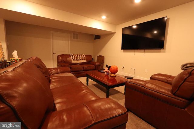 11453 MESA VERDE CT, White Plains, MD 20695