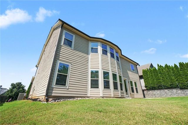 411 Ridgeway Lane, Canton, GA 30114