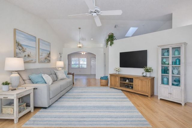 2023 NEW BEDFORD DRIVE, Sun City Center, FL 33573