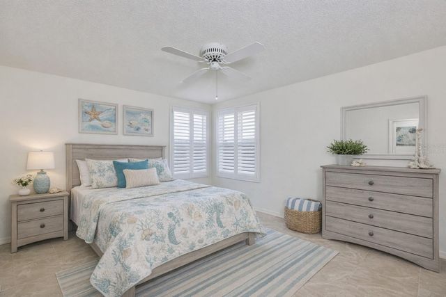 2023 NEW BEDFORD DRIVE, Sun City Center, FL 33573