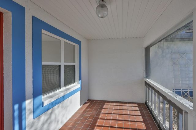 2023 NEW BEDFORD DRIVE, Sun City Center, FL 33573