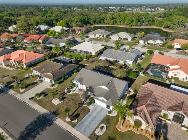 2023 NEW BEDFORD DRIVE, Sun City Center, FL 33573