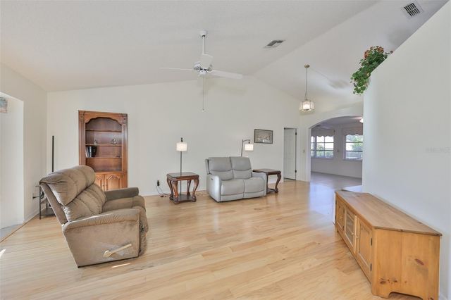 2023 NEW BEDFORD DRIVE, Sun City Center, FL 33573