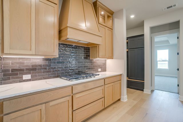 310 Waterfall Ranch Road, Waxahachie, TX 75167