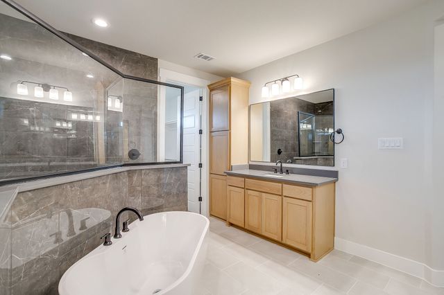 310 Waterfall Ranch Road, Waxahachie, TX 75167