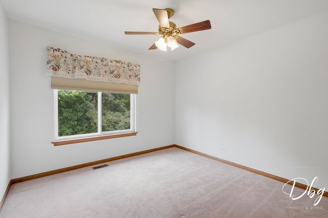 566 W Wildspring Road, Round Lake, IL 60073