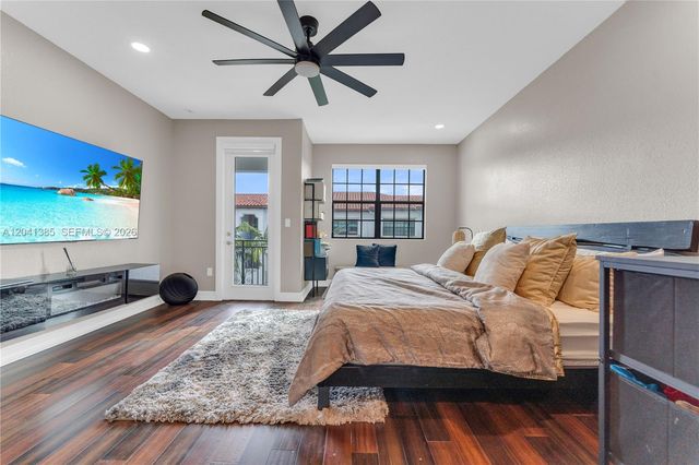 11537 SW 13th Court, Pembroke Pines, FL 33025