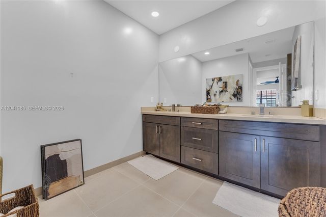 11537 SW 13th Court, Pembroke Pines, FL 33025