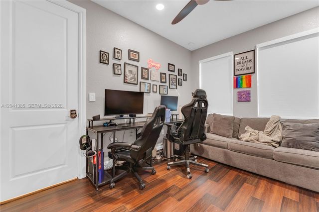 11537 SW 13th Court, Pembroke Pines, FL 33025