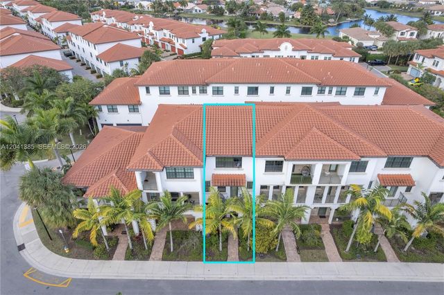 11537 SW 13th Court, Pembroke Pines, FL 33025