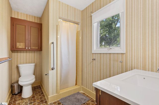 122 Mountain View Drive, Pickens, SC 28671