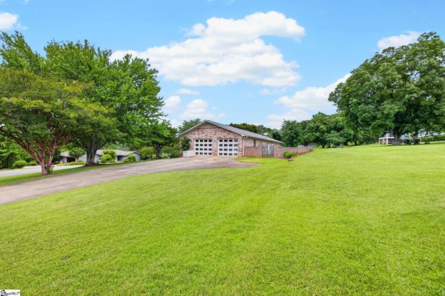 122 Mountain View Drive, Pickens, SC 28671