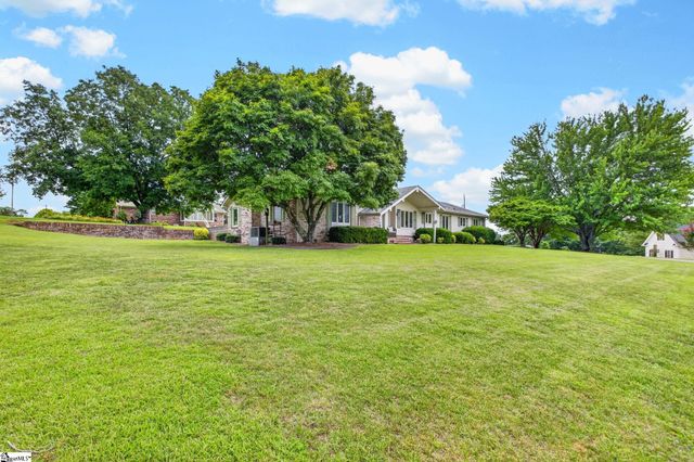 122 Mountain View Drive, Pickens, SC 28671