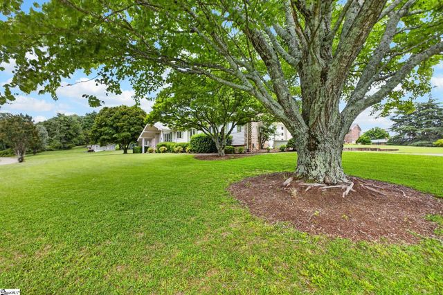 122 Mountain View Drive, Pickens, SC 28671
