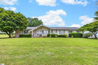 122 Mountain View Drive, Pickens, SC 28671