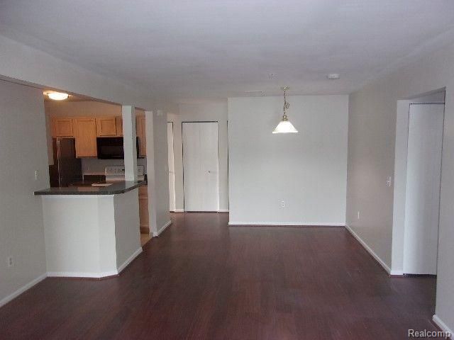 866 Amanda Lane, Pontiac, MI 48340