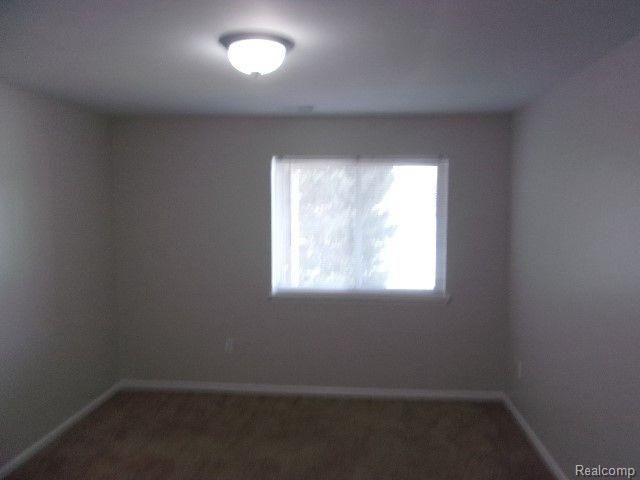 866 Amanda Lane, Pontiac, MI 48340