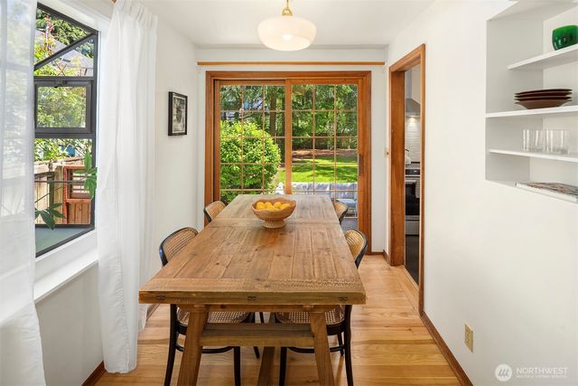 5106 47th Avenue NE, Seattle, WA 98105