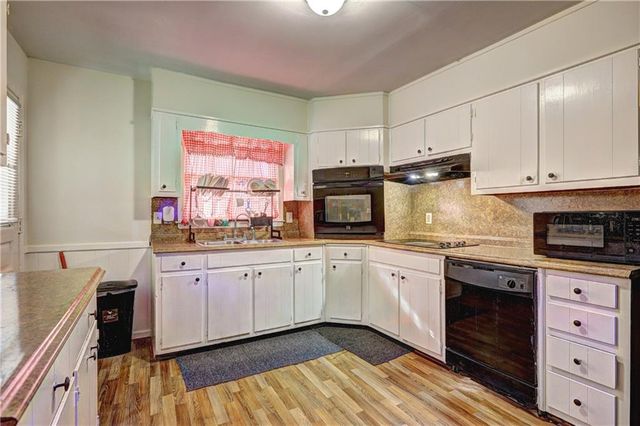 876 Belle Glade Drive, Stone Mountain, GA 30083