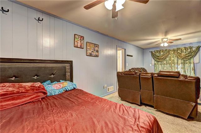 876 Belle Glade Drive, Stone Mountain, GA 30083