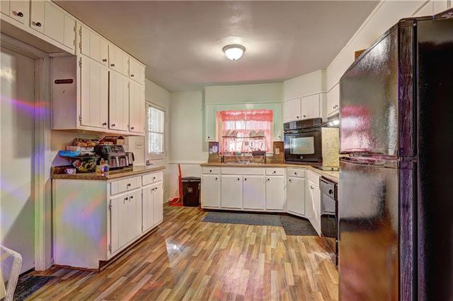 876 Belle Glade Drive, Stone Mountain, GA 30083