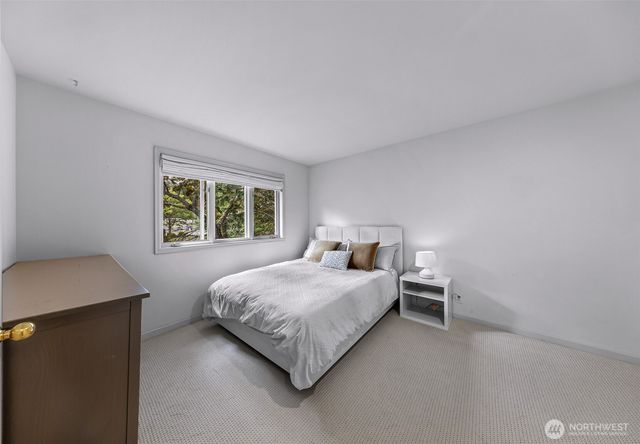 3608 264th Avenue NE, Redmond, WA 98053